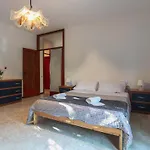 Vicino L'ospedale Con Parcheggio Gratuito Apartman Modena
