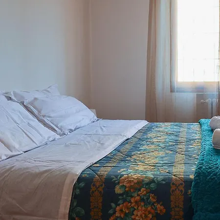 Vicino L'ospedale Con Parcheggio Gratuito Apartman *